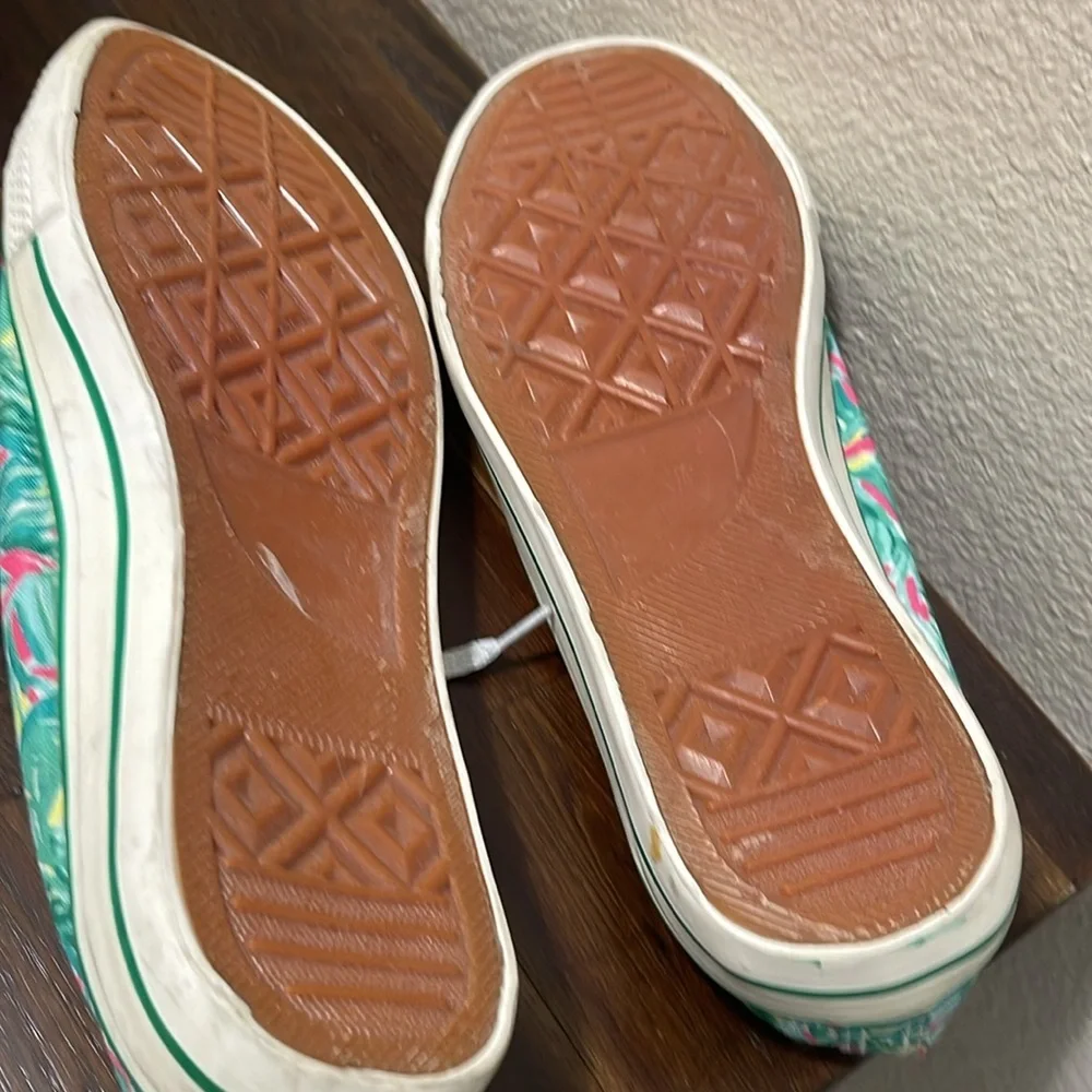 Women’s green pink floral fashionion sneakers size  11 - Picture 6 of 11